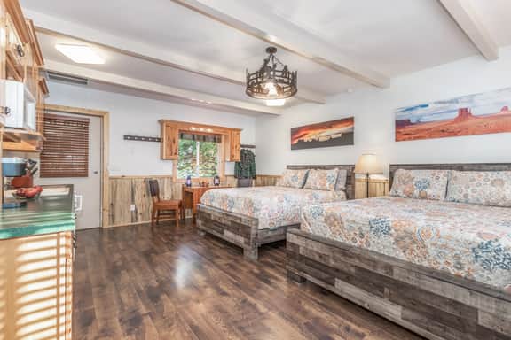 Diamond Spirit Ranch Guest House - Image 2